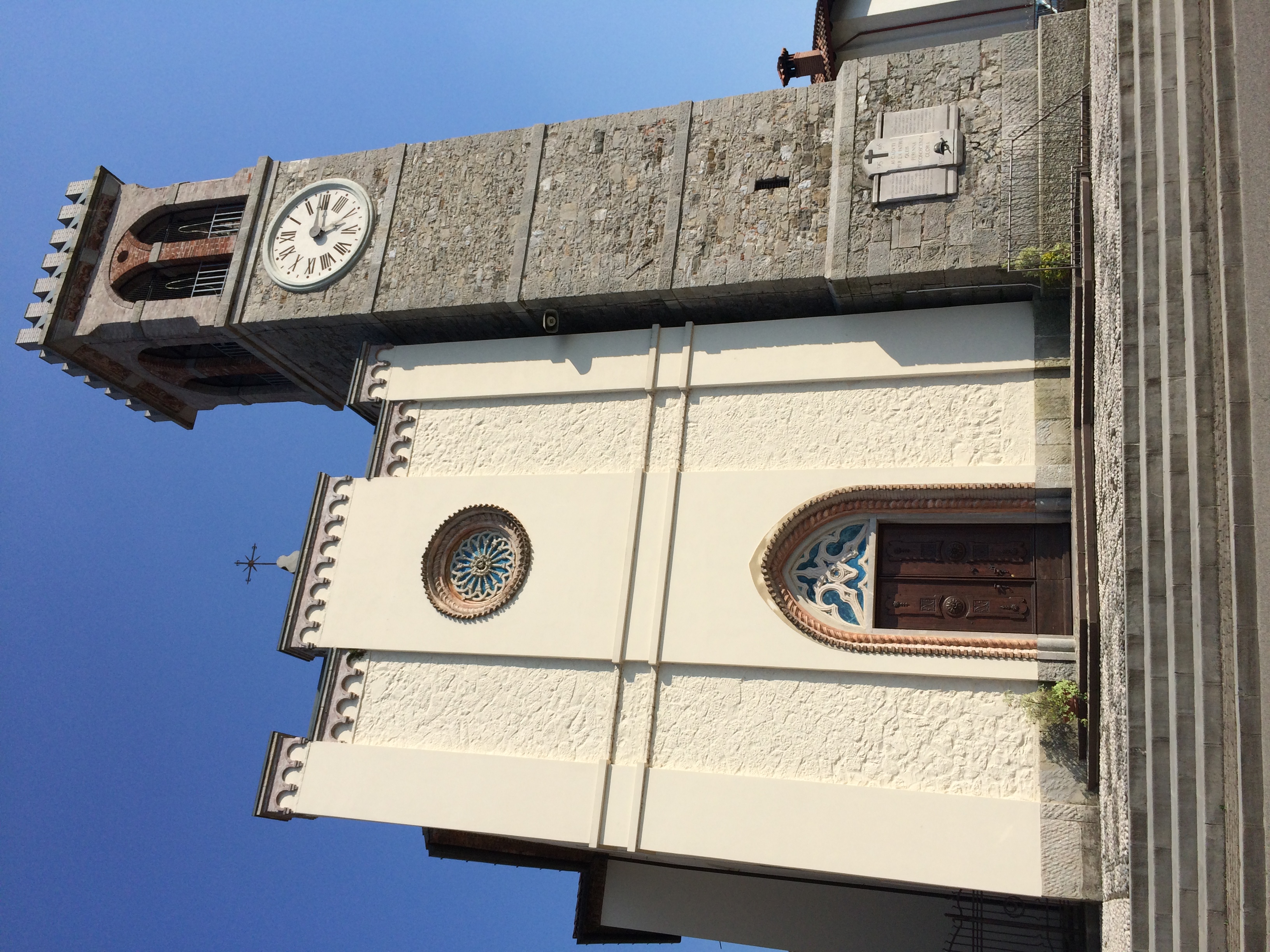 Chiesa dei Santi Giovanni Battista e Nicol&ograve; Vescovo, via Vittorio Veneto, 7, Oleis di Manzano (Ud)