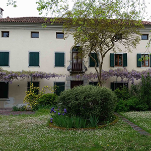 Villa Nachini Cabassi, piazza XXVII Maggio, 17, Corno di Rosazzo (Ud)